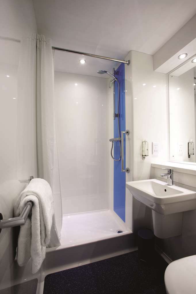 Travelodge London Balham Δωμάτιο φωτογραφία